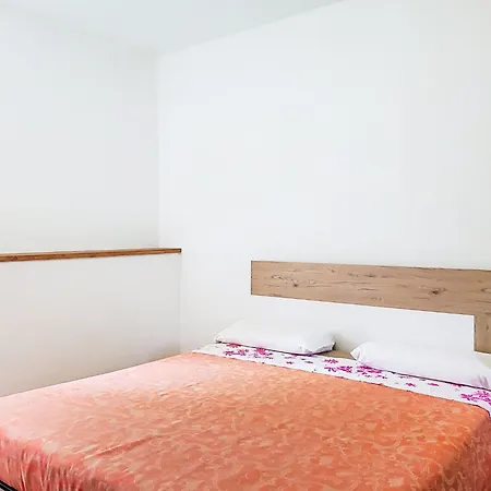 Casa Olivee By Interhome Holiday home Argegno